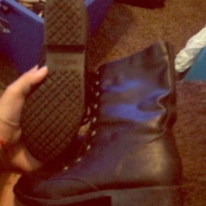 Combat soft style work shoes